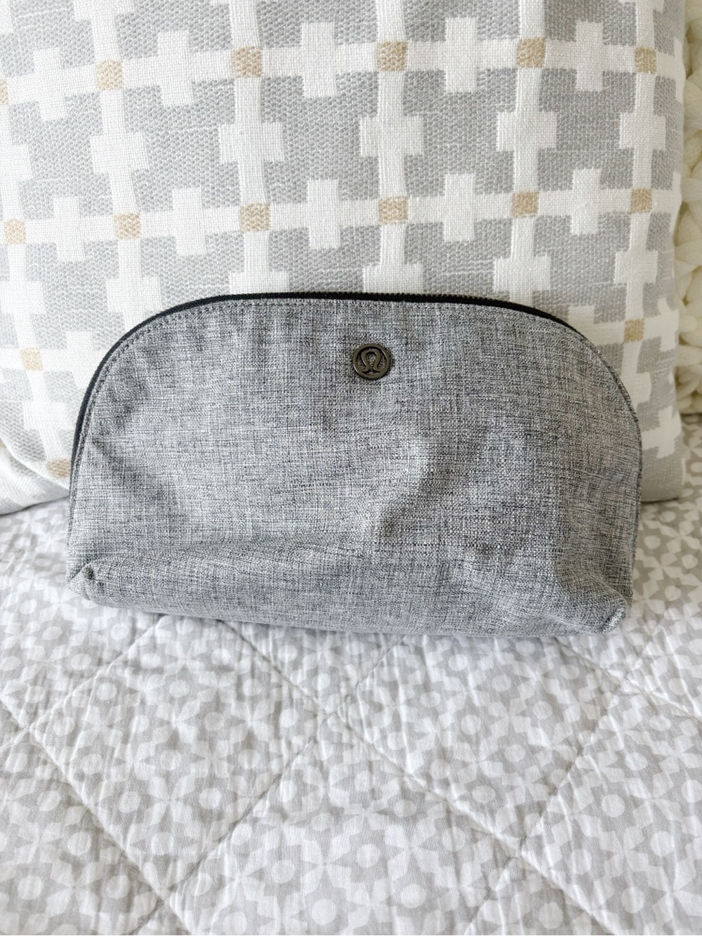 Lululemon Grey Makeup Bag